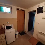 Apartment Deja